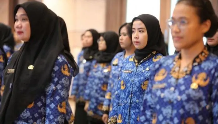 Kabar mengenai pencairan tunjangan sertifikasi guru tahun 2025 masih jadi perbincangan hangat di berbagai forum dan media.