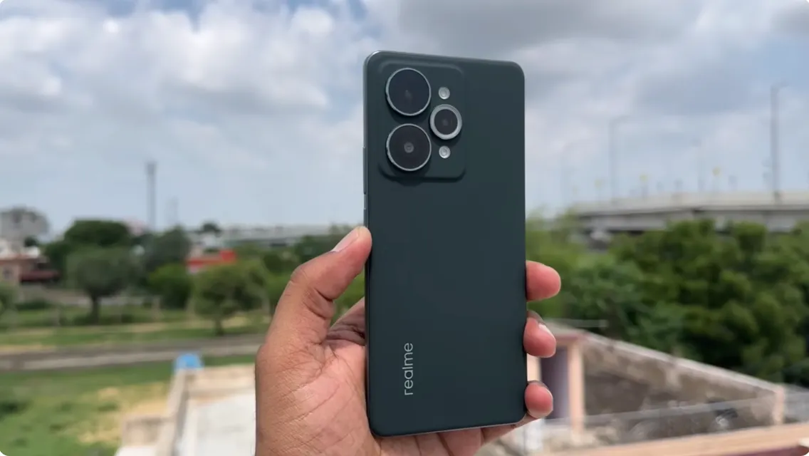 Spesifikasi Realme 15 Pro 5G.
