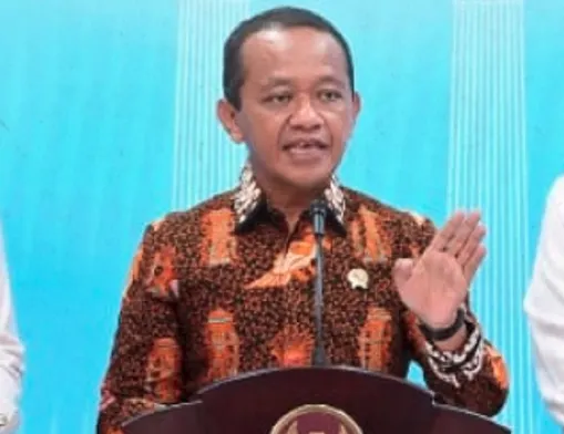 Bahlil Lahadalia merespons isu kapal pengangkut nikel yang dikaitkan dengan mantan Presiden Jokowi dan Iriana