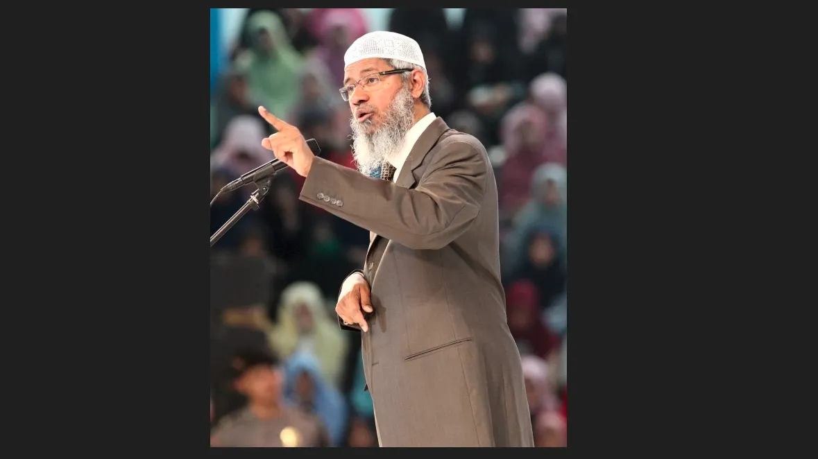 Dr. Zakir Naik dikabarkan akan melakukan safari di Indonesia yang bertajuk