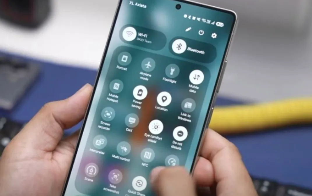 Illustrasi. Berikut beberapa aspek yang menunjukkan One UI 7 pada Samsung S25 Ultra yang memiliki kemiripan dengan iPhone