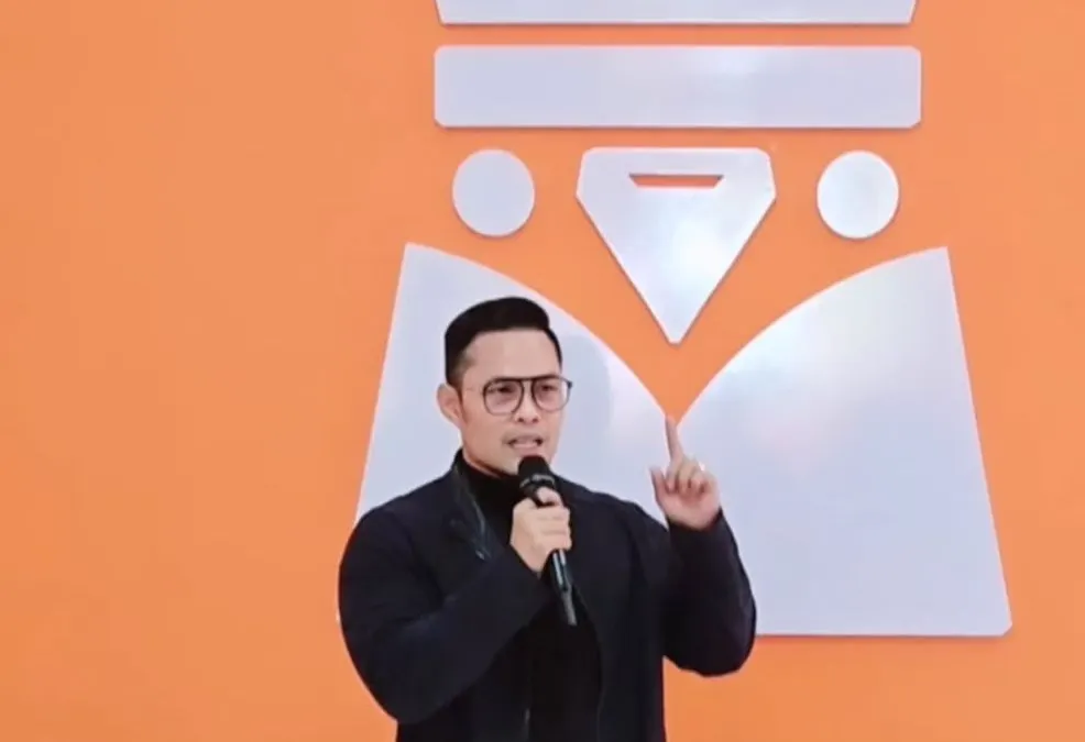 Okta Wirawan, founder dari restoran cepat saji Almaz Fried Chicken.
