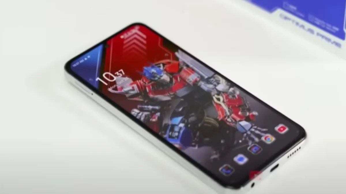 Tecno Spark 30 Pro membawa sejumlah peningkatan di berbagai sektor, mulai dari desain, prosesor, layar, dan konektivitas.
