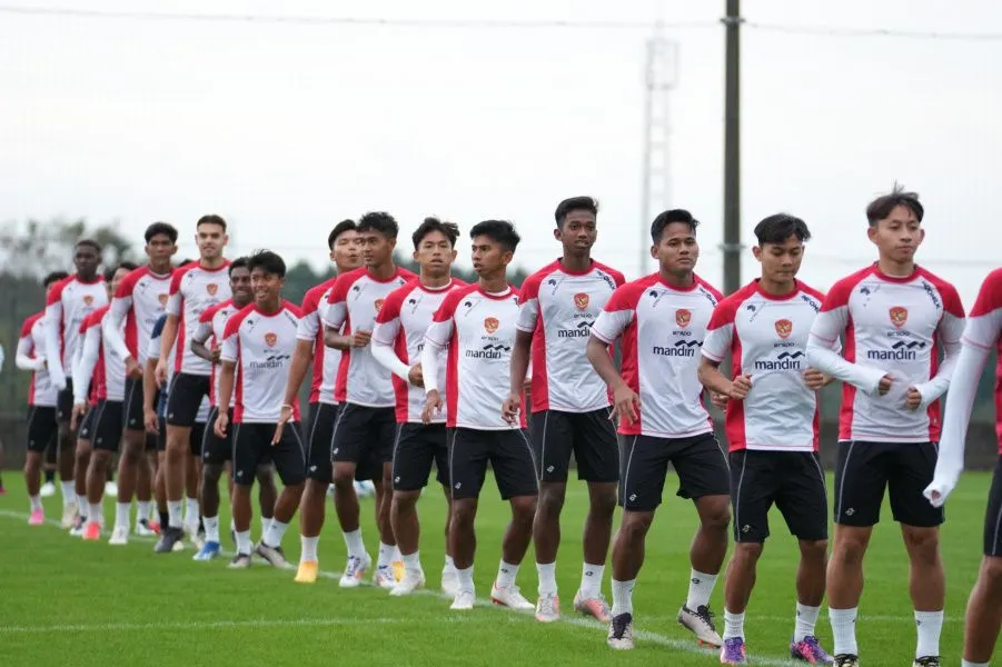 Timnas Indonesia U-20 sedang menggelar pemusatan latihan (TC) di Jakarta sebagai bagian dari persiapan menghadapi Piala Asia U-20 2025.