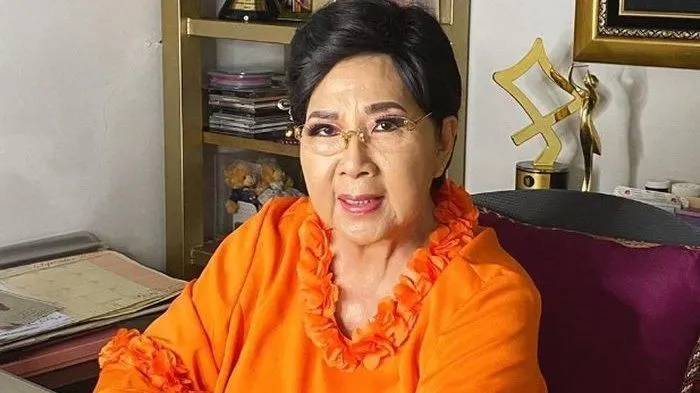 Titiek secara tegas mengakui sangat merasa bersyukur atas berbagai nikmat Tuhan yang dilimpahkan ke Indonesia khususnya seni dan budaya.