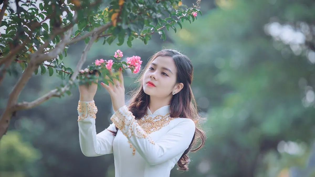 Warna pakaian, model rambut, dan jenis sepatu yang dikenakan juga bisa menjadi gambaran terhadap pola pikir dan perilaku seseorang.