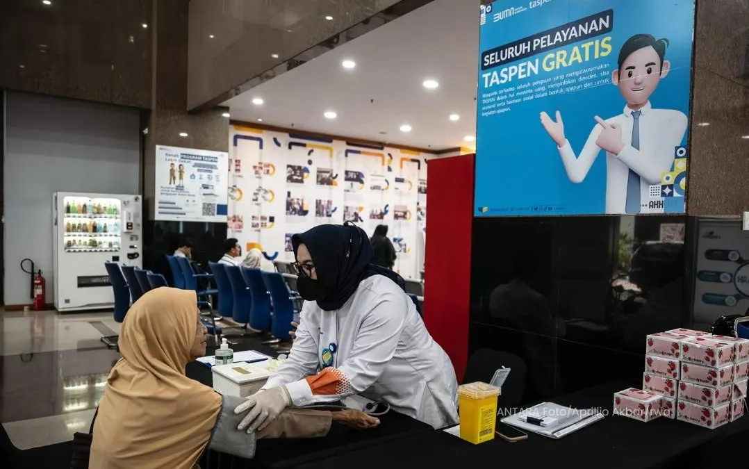 Taspen penyelenggaraan pemeriksaan kesehatan gratis yang diadakan serentak setiap awal bulan di 57 kantor cabang.