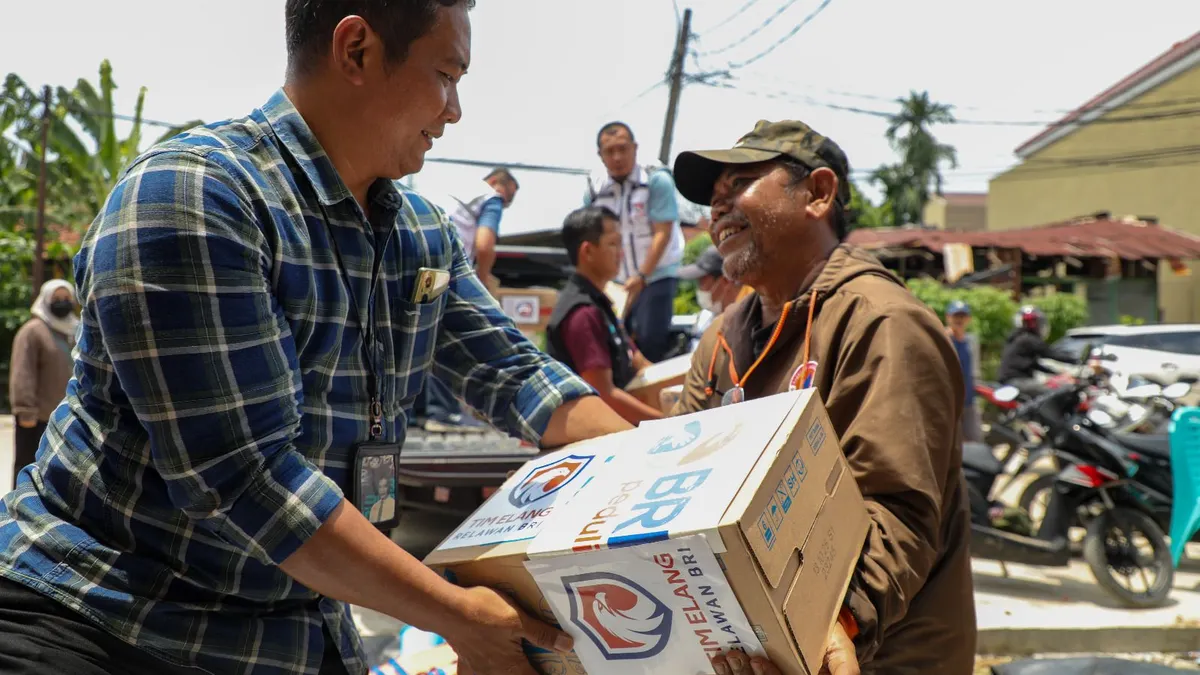 BRI Peduli Salurkan Bantuan untuk Korban Banjir Jabodetabek