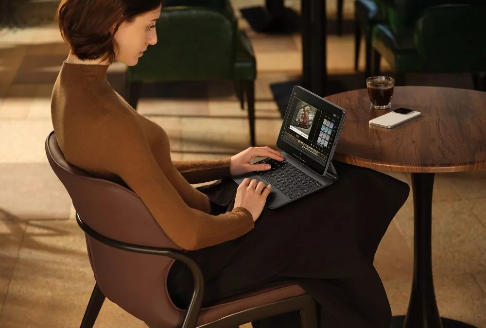 Tablet Xiaomi Pad 7 Pro dan Xiaomi Pad 7 ini kabarnya khusus dirancang sebagai tablet bertenaga AI dengan layar jernih berukuran 11,2 inci.