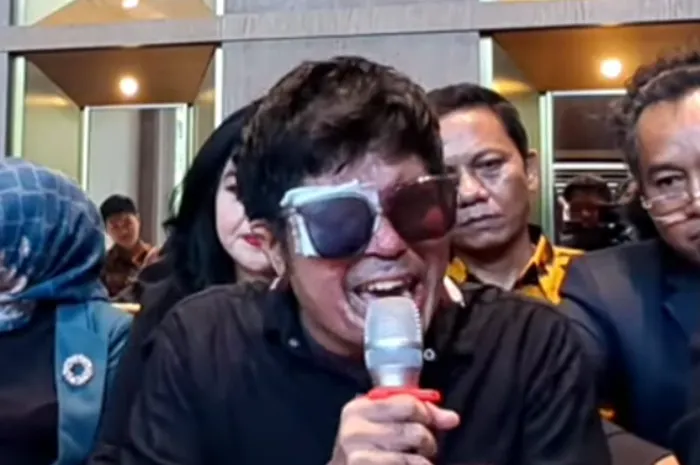 Agus Salim merasa terpukul usai kembali gagal damai dengan Pratiwi Noviyanthi.