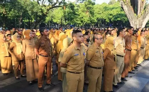 Ilustrasi PNS | Bagi Pensiunan PNS termasuk Janda/ Duda untuk golongan IVD akan menerima gaji pensiunan besok hingga Rp 4.957.000.