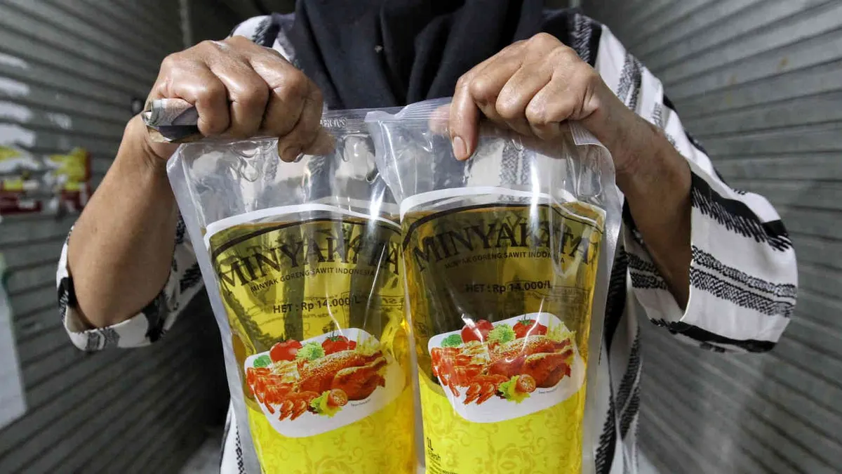 Lantas, perusahaan mana saja yang produknya diuji oleh Mentan? Berikut daftarnya, dipaparkan Majalah Sawit Indonesia.