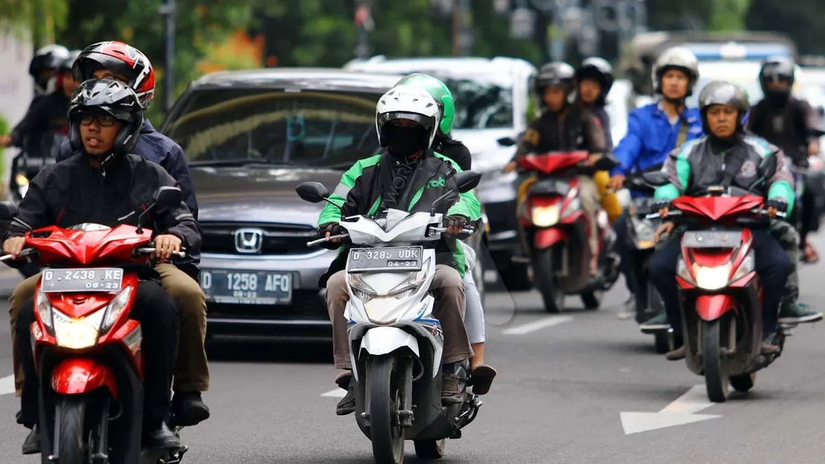 PKarena pendapatan setiap pengemudi dan kurir berbeda-beda, maka nominal Bonus Hari Raya (BHR) yang diterima juga akan bervariasi.