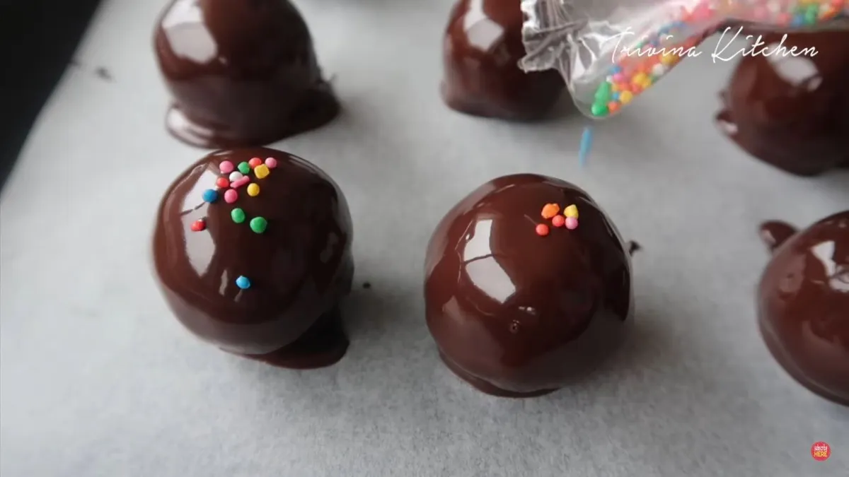 Bola-bola oreo.