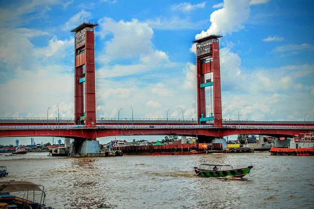 Meski Jakarta sering dianggap sebagai pusat kepadatan dan aktivitas, ternyata kota ini tidak termasuk dalam daftar 10 kota terpanas.