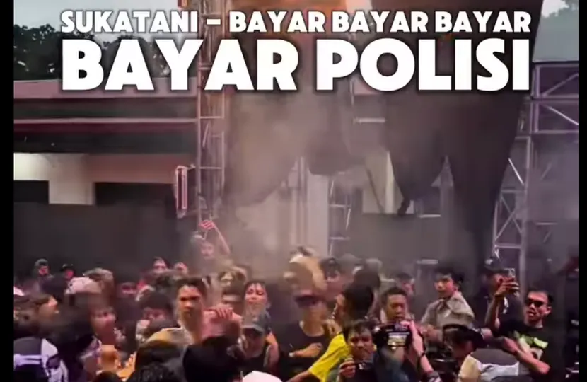 Popularitas band Sukatani mendadak melejit usai salah satu single lagunya yang berjudul "Bayar-Bayar Polisi" viral.