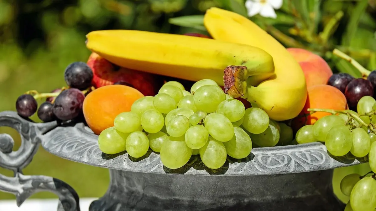 Illustrasi. Biji buah yang bisa dikonsumsi 