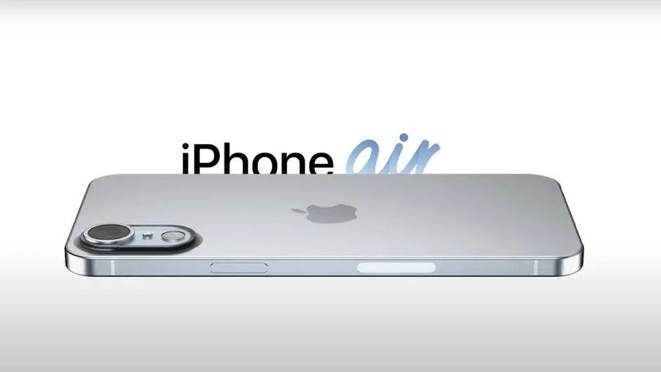Apple dikabarkan akan merevolusi lineup iPhone dengan hadirnya iPhone 17 Air yang diprediksi akan diluncurkan dalam 3 bulan ke depan.