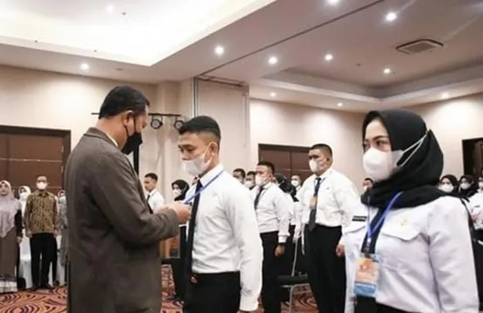 Baru-baru ini beredar informasi bahwa SK CPNS untuk formasi tahun 2024 akan ditangguhkan hingga tahun 2026.