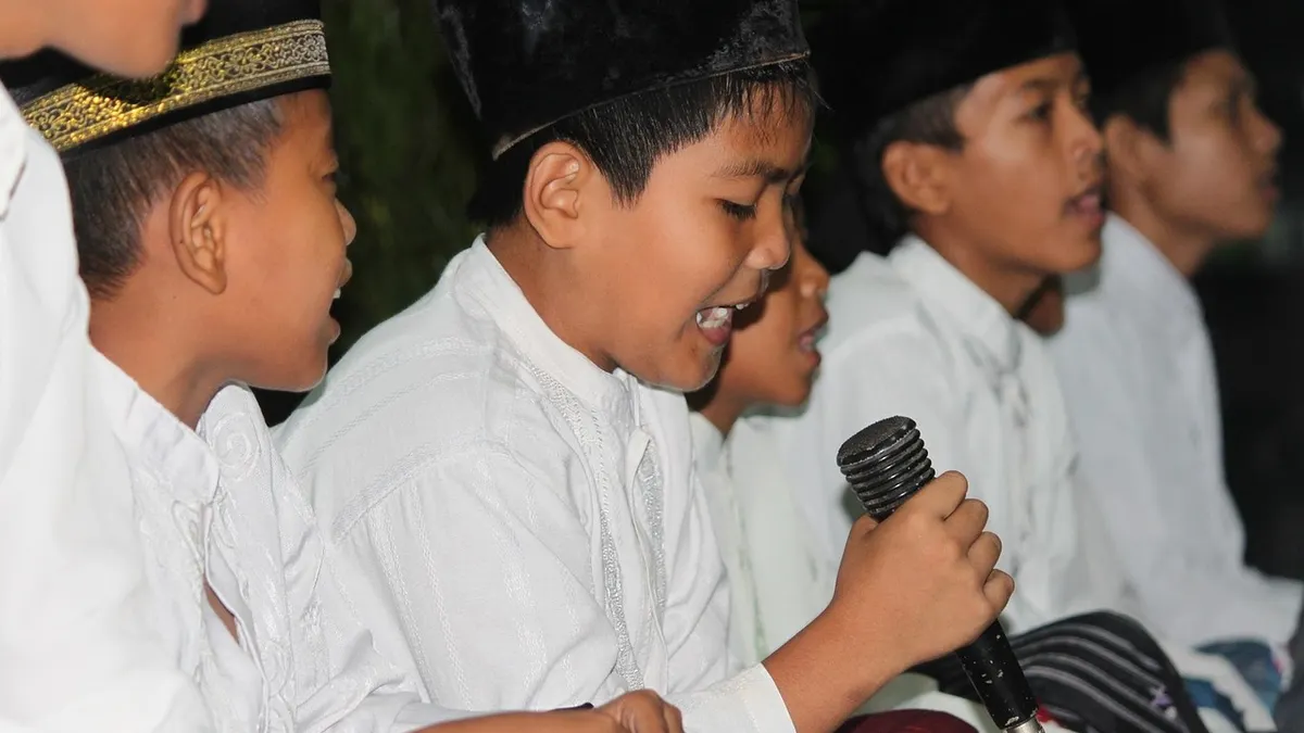 Illustrasi. Berbagai riwayat dari para ulama menyebutkan banyak keutamaan Sholawat Al-Fatih