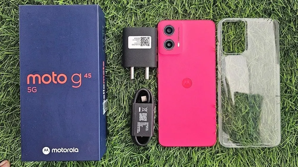 Motorola Moto G45 5G hadir sebagai smartphone 5G terjangkau dengan harga 2 jutaan yang menawarkan spesifikasi mengejutkan di kelasnya.