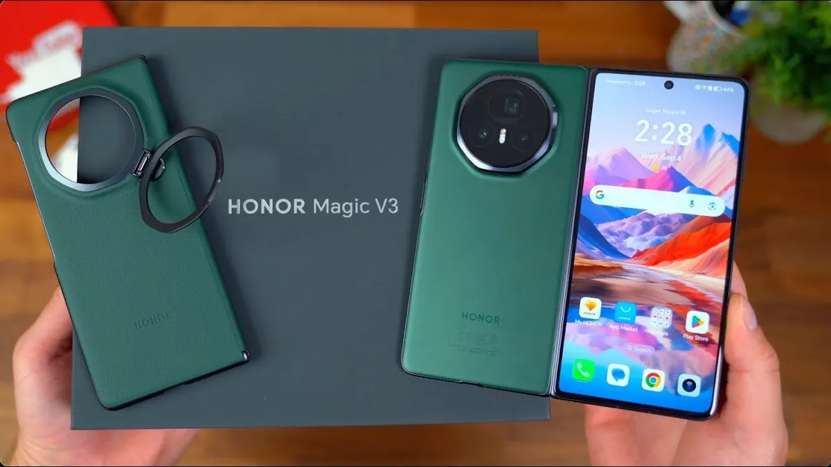 Illustrasi. Honor Magic V3 menghadirkan terobosan revolusioner dalam desain smartphone lipat, mengalahkan Samsung Galaxy Z Fold 6