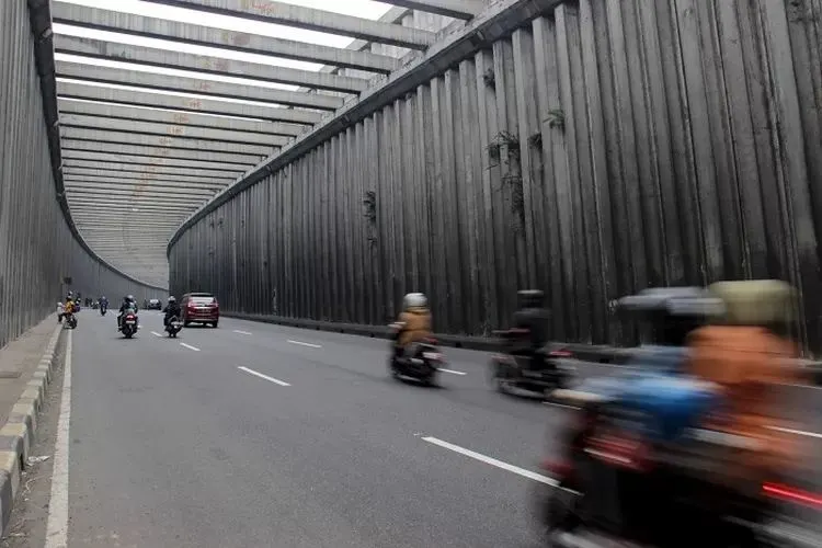 Terowongan Nagreg | Irjen Pol Agus Suryonugroho memprediksi puncak arus balik Lebaran 2025 akan dimulai pada tanggal 5 hingga 6 April 2025.