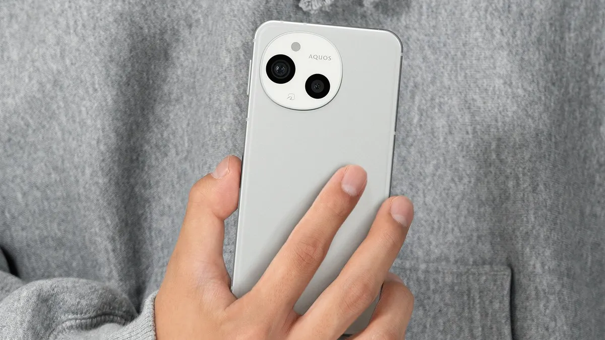 Illustrasi. Spesifikasi Sharp AQUOS sense 9 