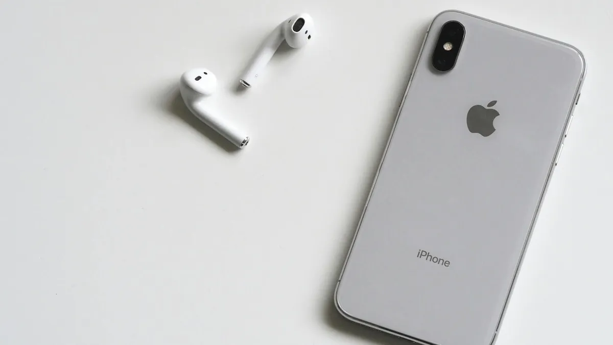 Ilustrasi istilah yang harus diketahui sebelum membeli iPhone bekas atau second.