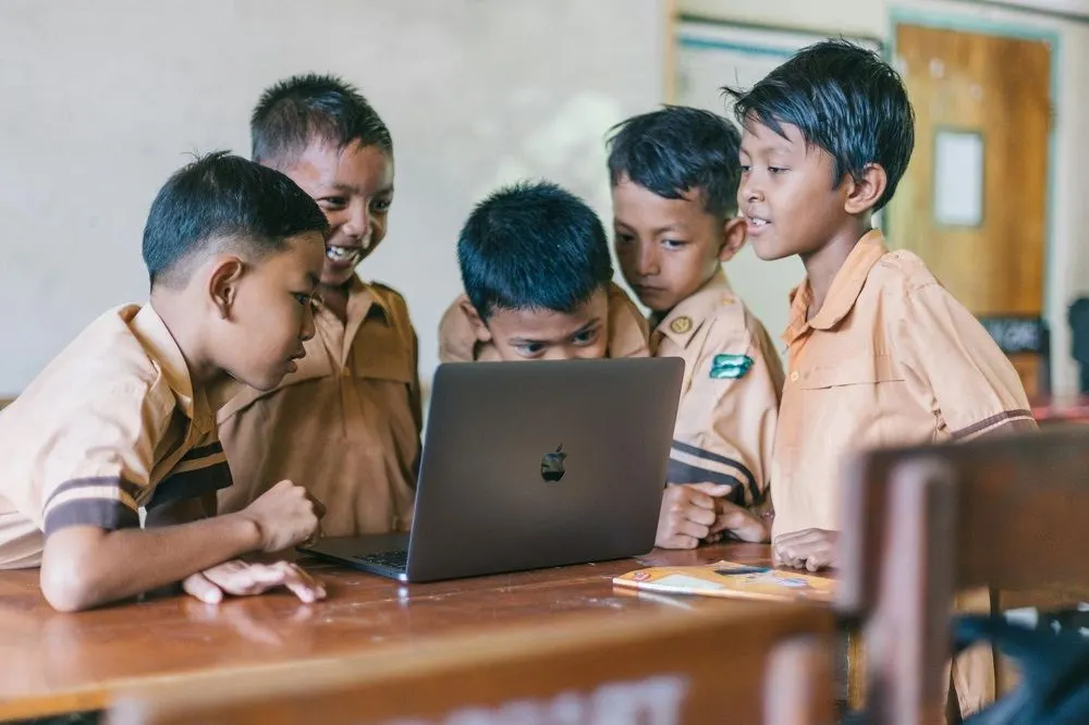 Pencairan dana KJP Plus Tahap II tahun 2024 sudah mulai dicairkan mulai kemarin, per tanggal 6 Januari 2025.