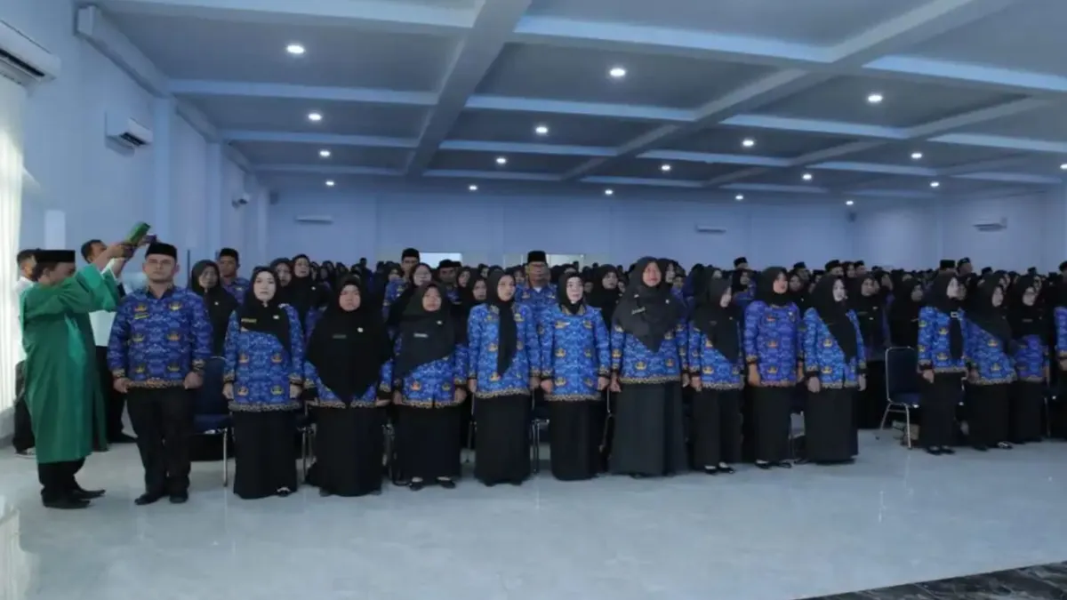 Mu’ti juga menjelaskan bahwa sertifikasi diberikan kepada guru yang lulus program Pendidikan Profesi Guru (PPG).