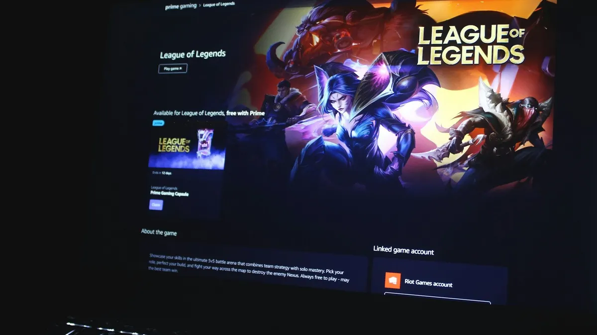 Duel ROG G701 Rp65 Juta vs ROG Strix SCAR 16 Rp80 Juta: Evolusi 8 Tahun Laptop Gaming yang Mencengangkan