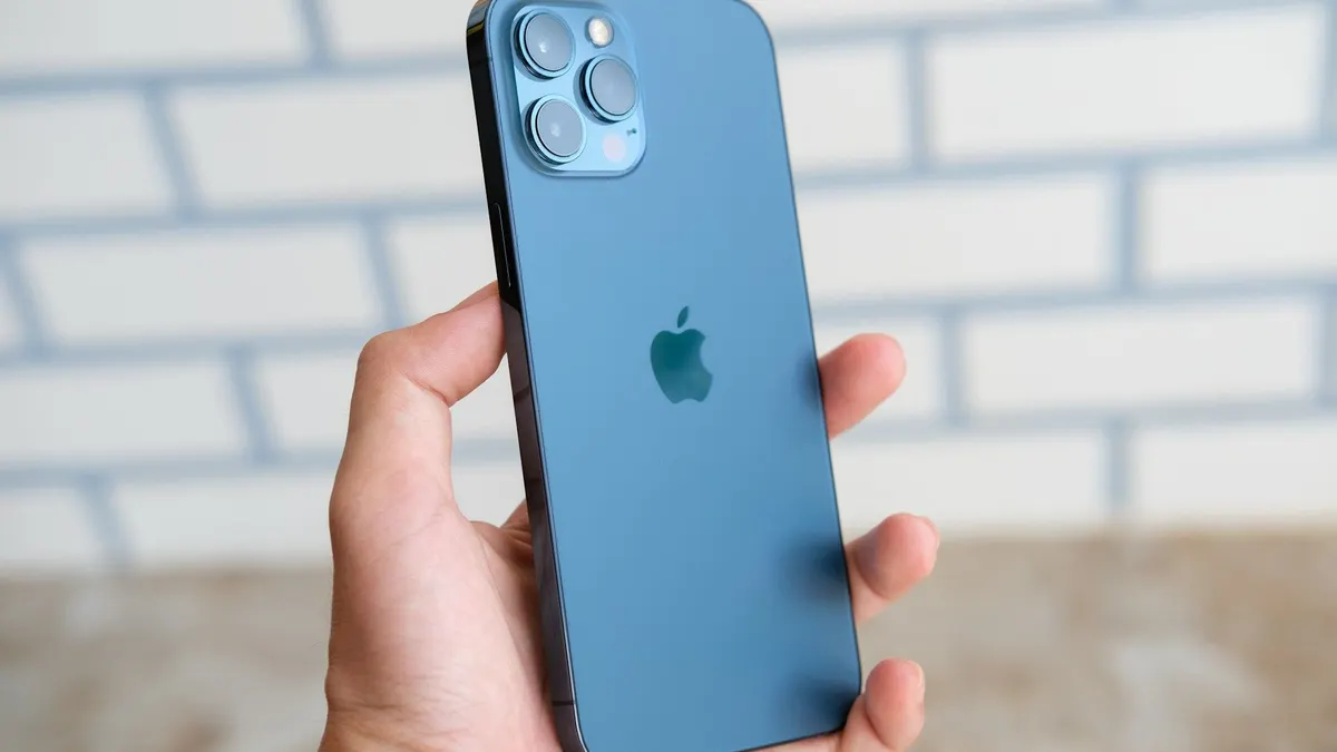 Illustrasi. iPhone 16 