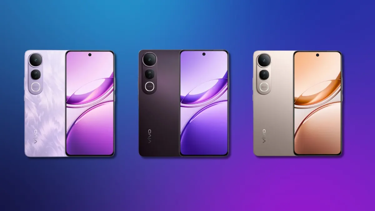 Vivo V50 Lite tersedia dalam varian warna ungu yang memiliki pola garisan kuas dengan efek pantulan cahaya yang menarik.