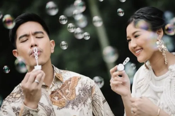 Kebersamaan antara Kaesang Pangarep dan Erina Gudono