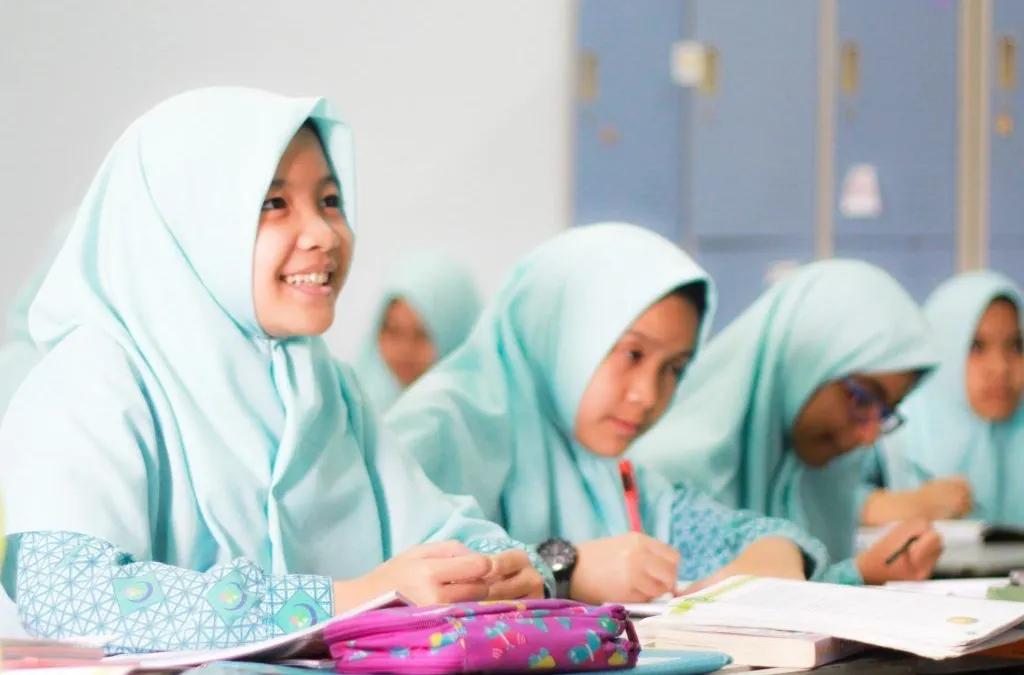 Ilustrasi Siswi SMP