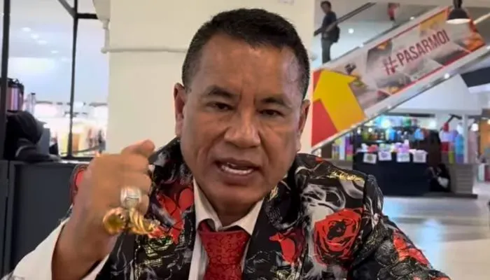 Hotman Paris selaku kuasa hukum keluarga korban Vina