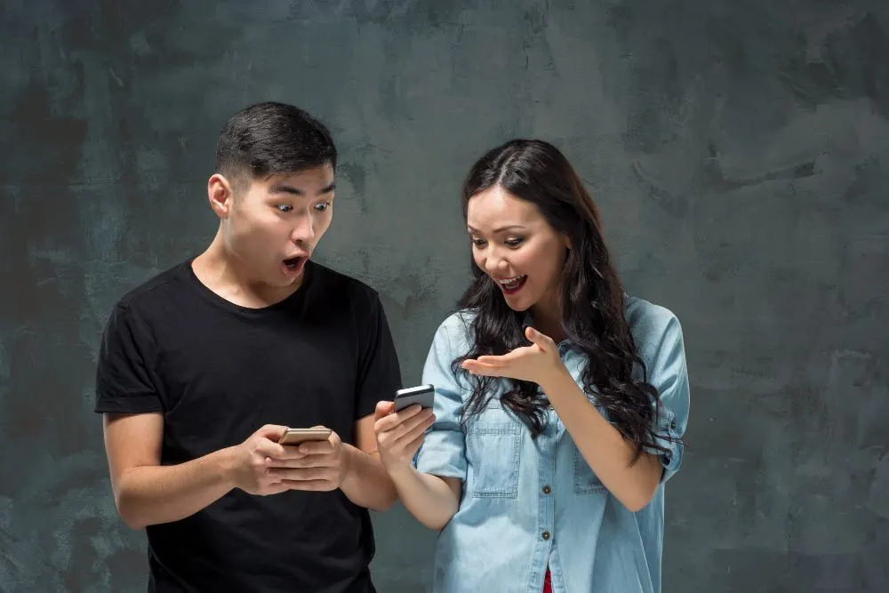 Ilustrasi Pengguna Smartphone