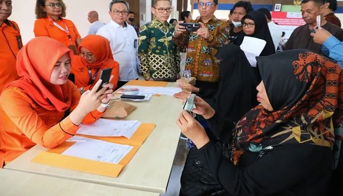 Ilustrasi. KPM PKH dan BPNT