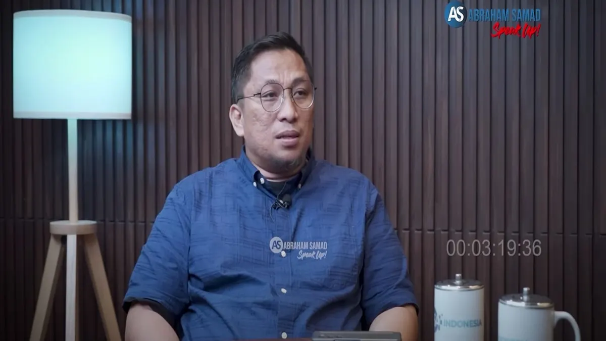 Pakar Hukum Tata Negara, Ferri Amsari, bagikan 3 misteri mundurnya Airlangga Hartarto jadi Ketum Golkar