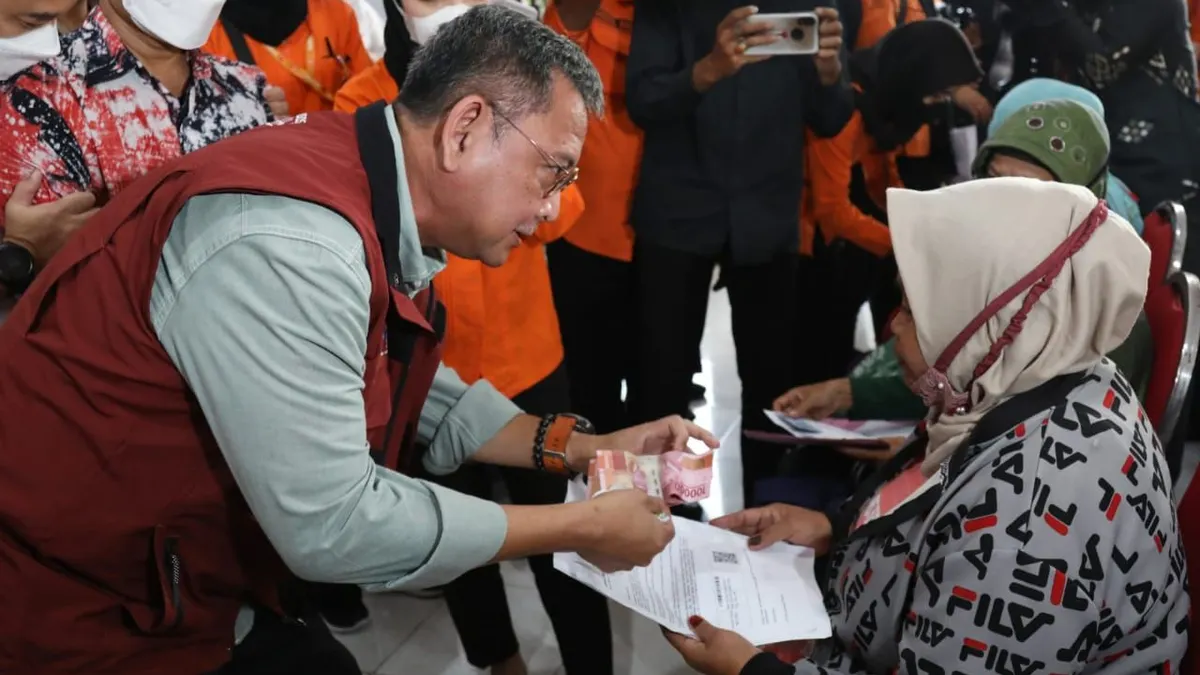 Illustrasi. 3 bansos yang akan pemerintah cairkan