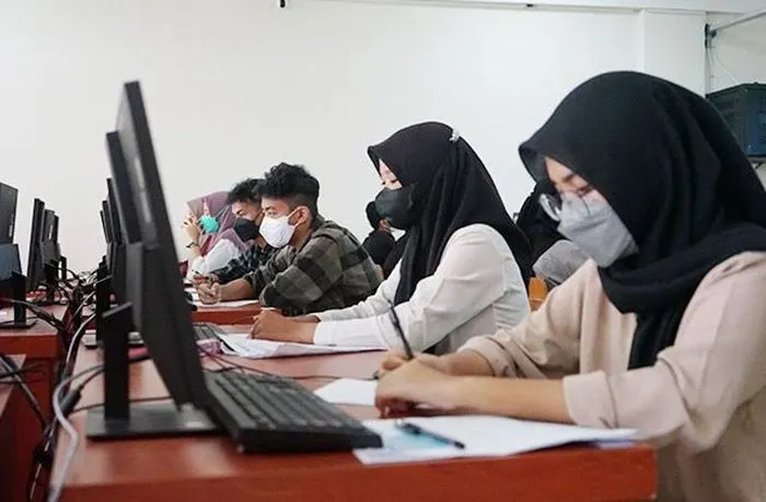 Ilustrasi. Ada 28.415 Orang Peserta UTBK SNBT 2024 Lolos di PTN Vokasi