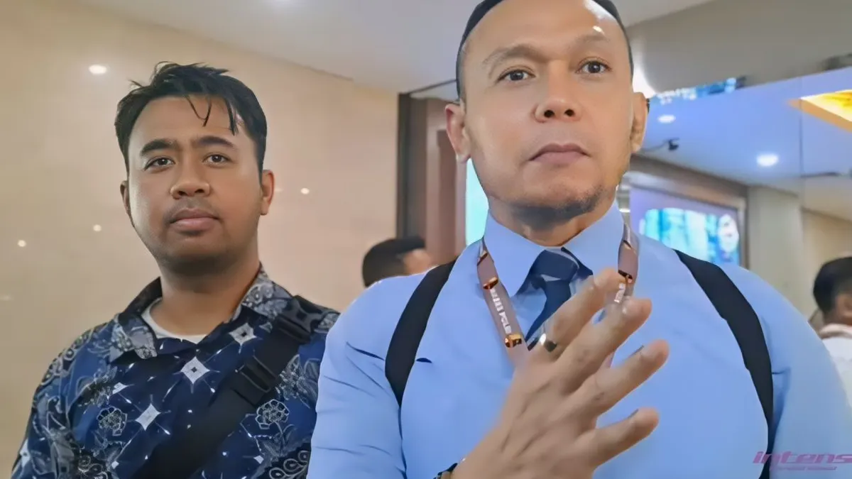 Praktisi hukum Herwanto Nurmansyah beserta rekannya yang meminta kepolisian memanggil dan memeriksa Pegi Setiawan Cianjur.