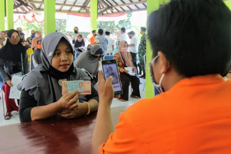 Sebelumnya, data di aplikasi tersebut hanya menampilkan periode September-Oktober, namun hari ini, muncul juga data untuk November-Desember.