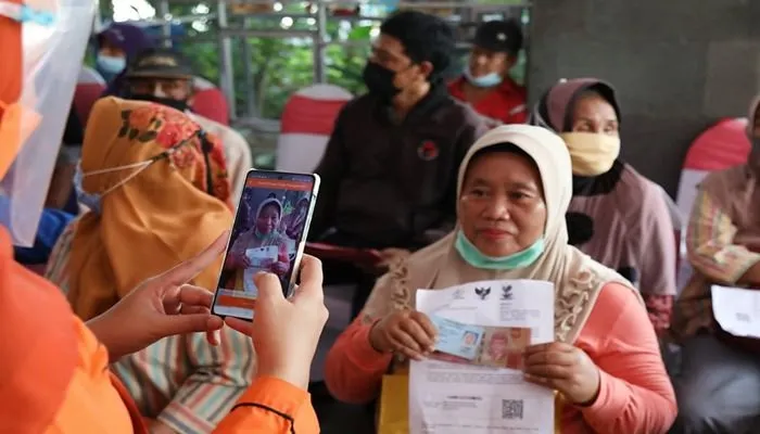 ilustrasi. KPM Bantuan Sosial (Bansos)
