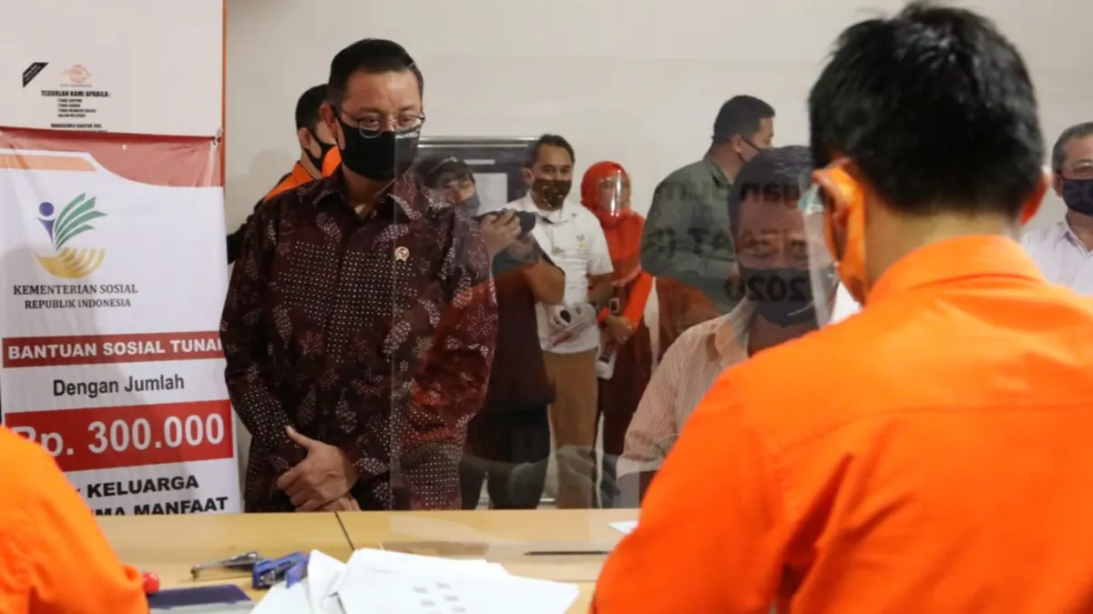 Terdapat tiga bansos yang akan segera cair karena surat undangan sudah dibagikan.