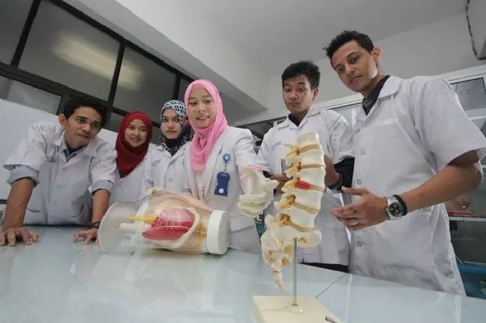 10 universitas dengan jurusan kedokteran terbaik
