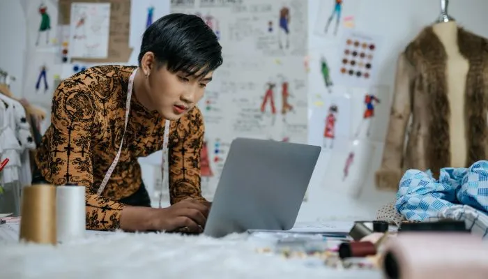 Prospek Kerja untuk Lulusan Jurusan Kriya Kreatif Batik dan Tekstil