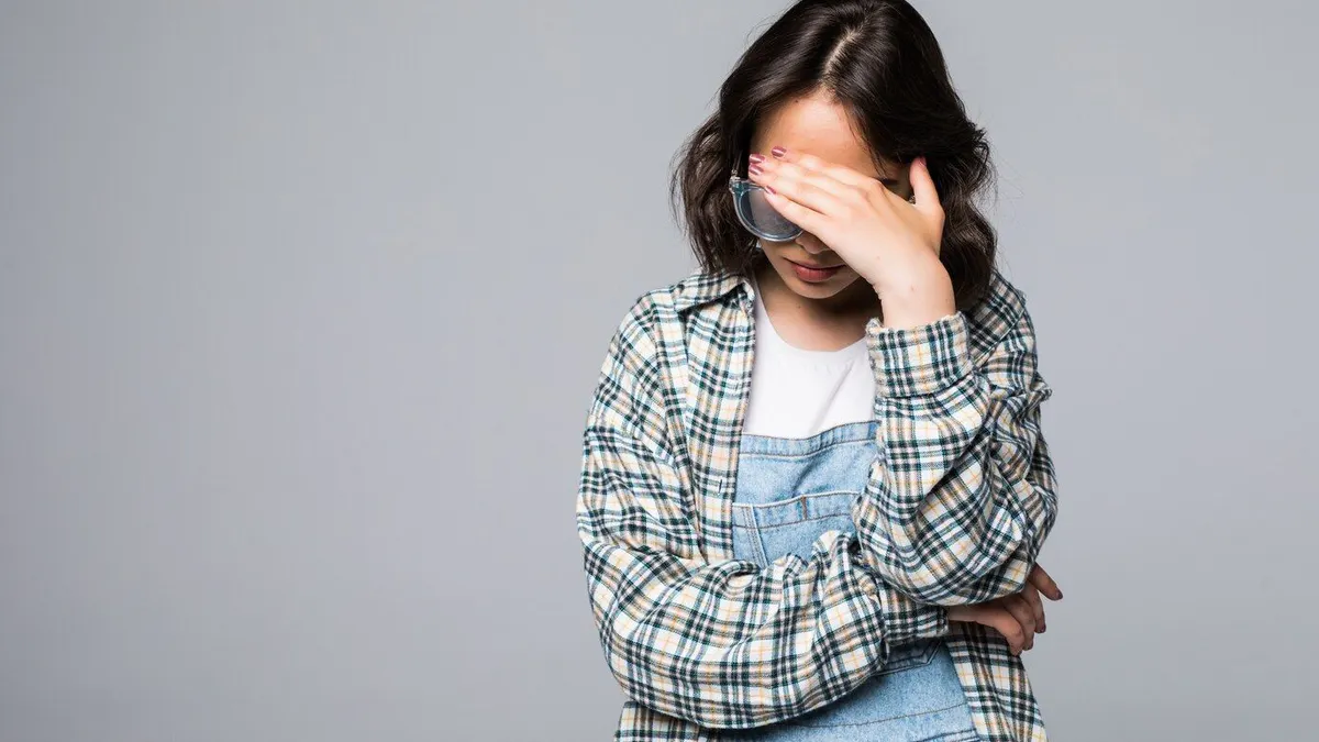 Ilustrasi. Orang mungkin menganggap introvert sebagai individu yang canggung, kurang pandai berkomunikasi, dan memiliki kepercayaan diri yang rendah.