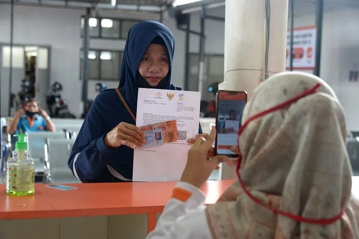 Pencairan bansos PKH dan BPNT alokasi April, Mei, dan Juni 2024 sudah cair di sebagian daerah.